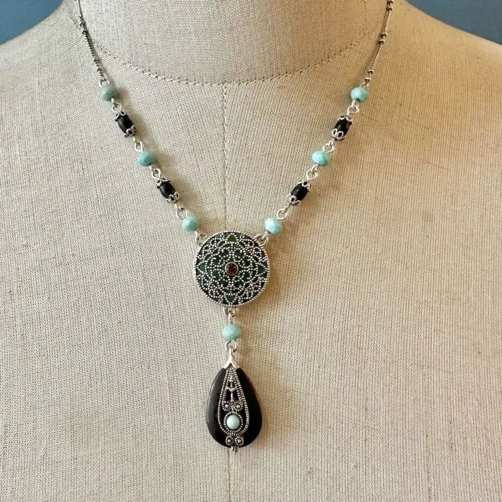 Avon Nancy and Rise Filigree Lariat Necklace